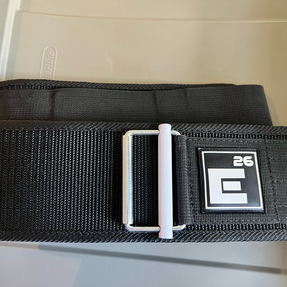 E26 Weightlifting Belt-xl